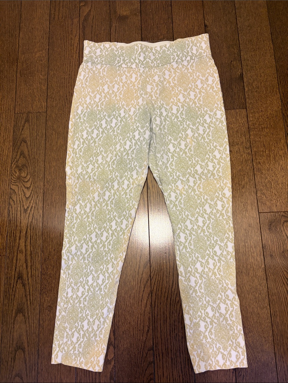 Margaret M White Leggings with Pale Green & Beige Lace Pattern